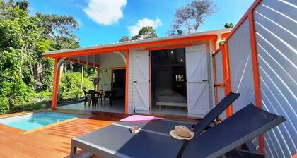 Cottage Corail Avec Piscine Privée a 900m de la Plage de Grande Anse