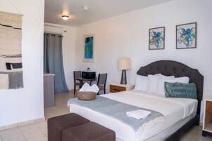 Apartamento Signature | Decoración individual, mobiliario individual, cortinas opacas