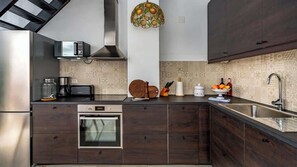 Fridge, microwave, oven, stovetop - Stunning Calahonda duplex by Costarentals- Ref 190 (Calahonda)