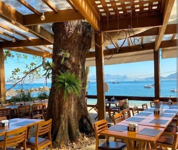 Beach nearby, white sand, 20 beach bars - Casa Piscina Condom 5min ITACOATIARA (Niteroi)