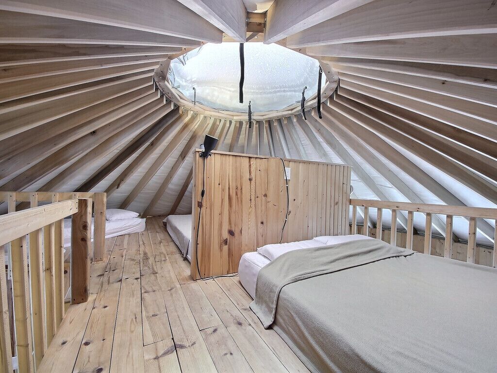 Familjetält | Unika möbler, gratis wi-fi och sängkläder