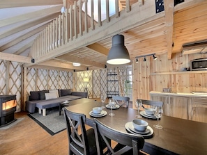 Family Tent | Individually furnished, free WiFi, bed sheets - Imago Village (Saint-David-de-Falardeau)
