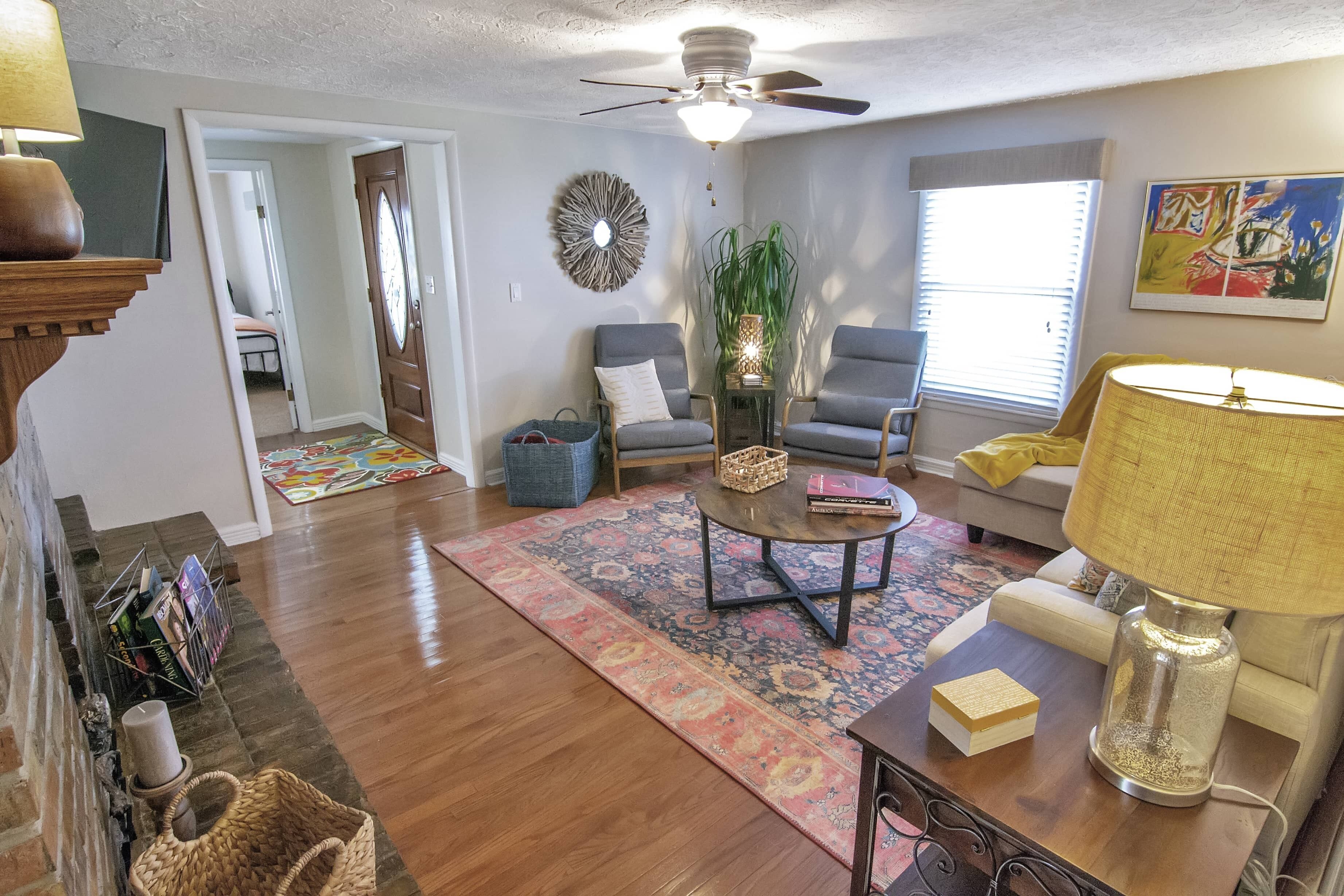 Dandy Times at Barren River Lake. Relax at your cozy farmhouse away from home. 