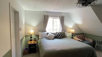 3 Schlafzimmer, Schreibtisch, Bügeleisen/Bügelbrett, kostenloses WLAN