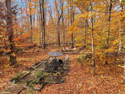 Highly rated 3 Bed,3 Bath, 0 cleaning fee dog friendly  additional daily fee.