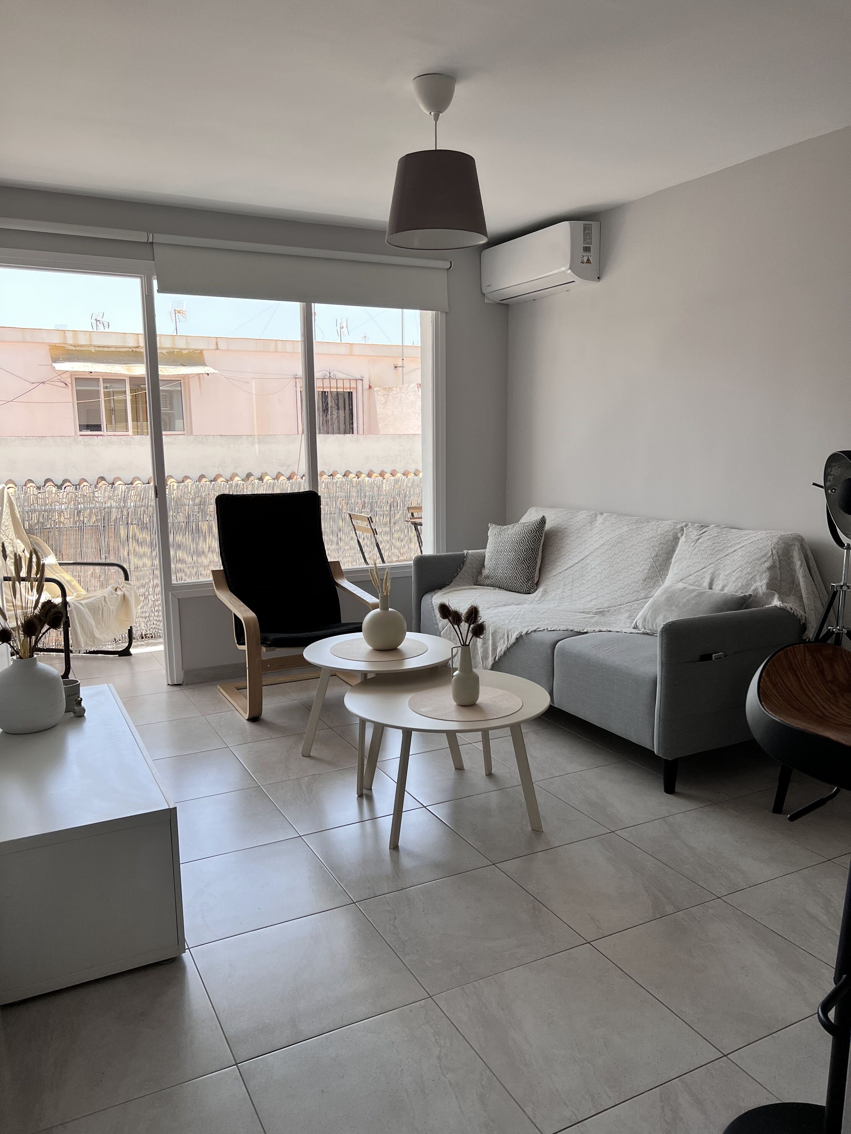 Hermoso apartamento céntrico con balcón