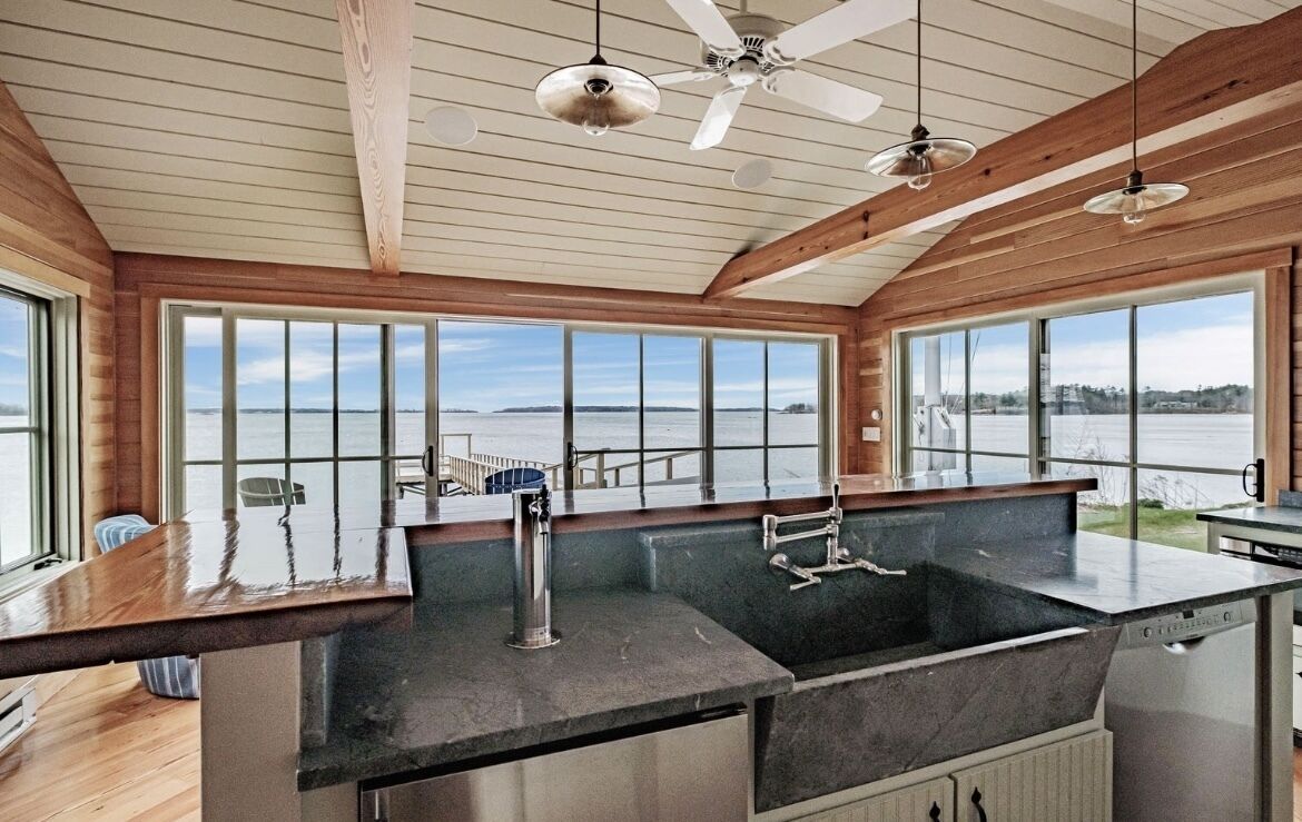 Oceanside Estate in Falmouth, Maine