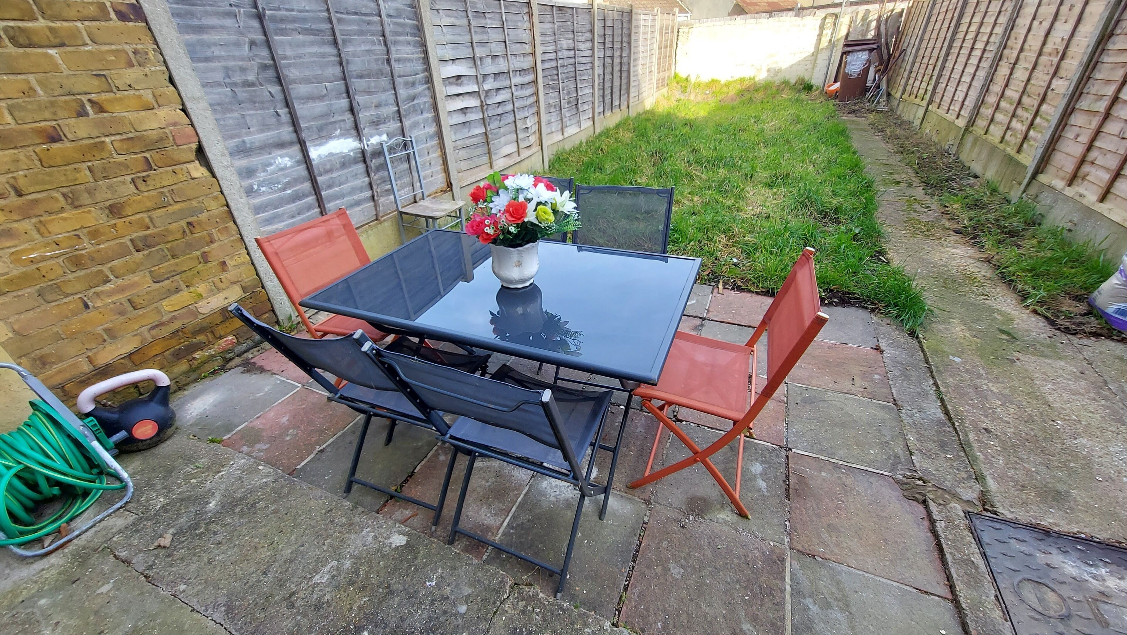 House | Outdoor dining