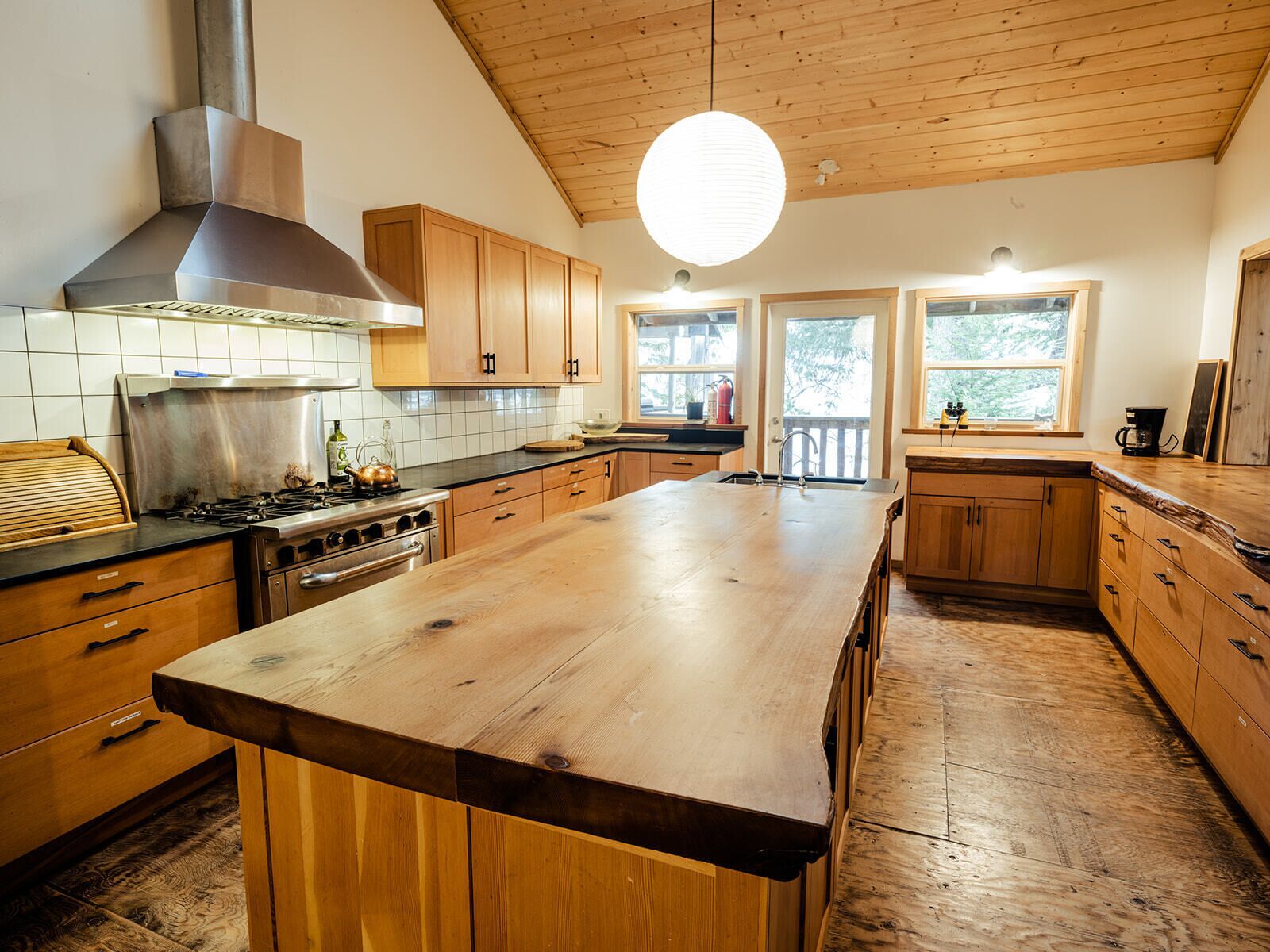 Nature retreat centre on Vargas Island