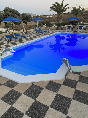 Outdoor pool - Romantic resort (Θήρα)