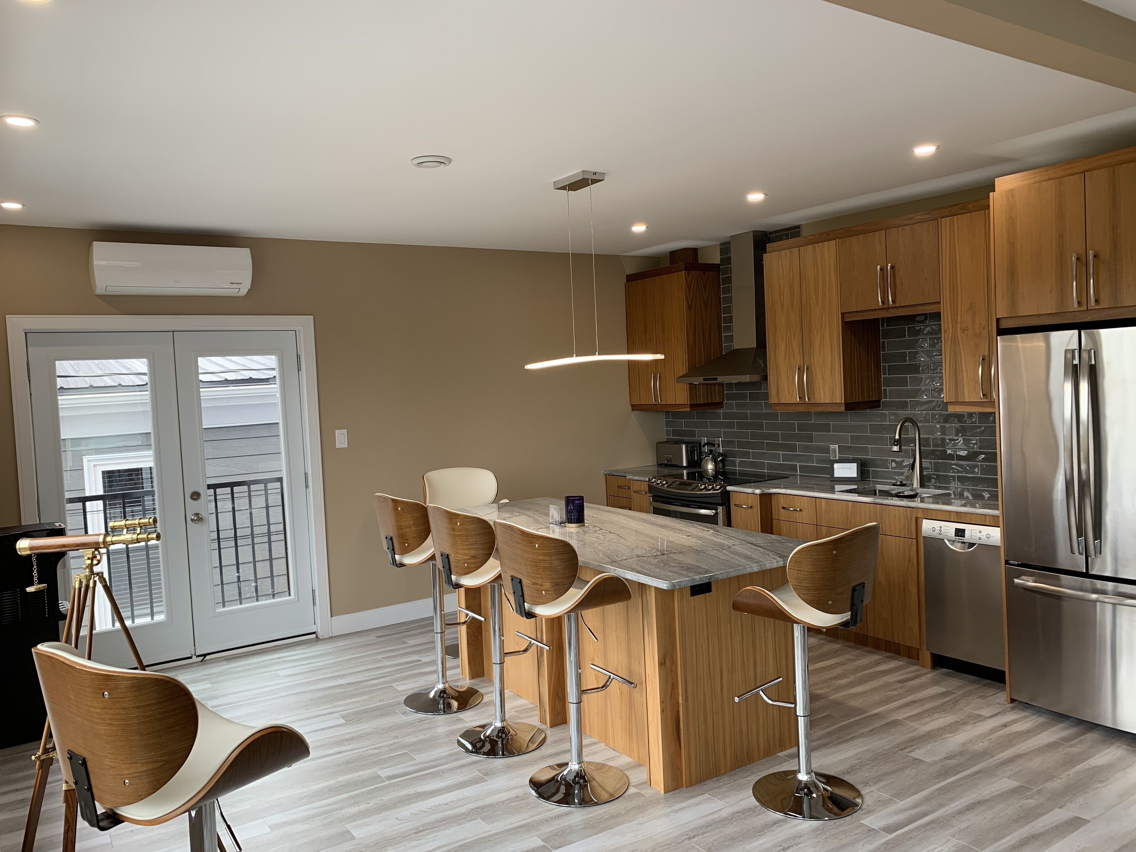 The Captain’s Quarters 2 bedroom harbourview condo