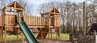 กระท่อม Lilyrose