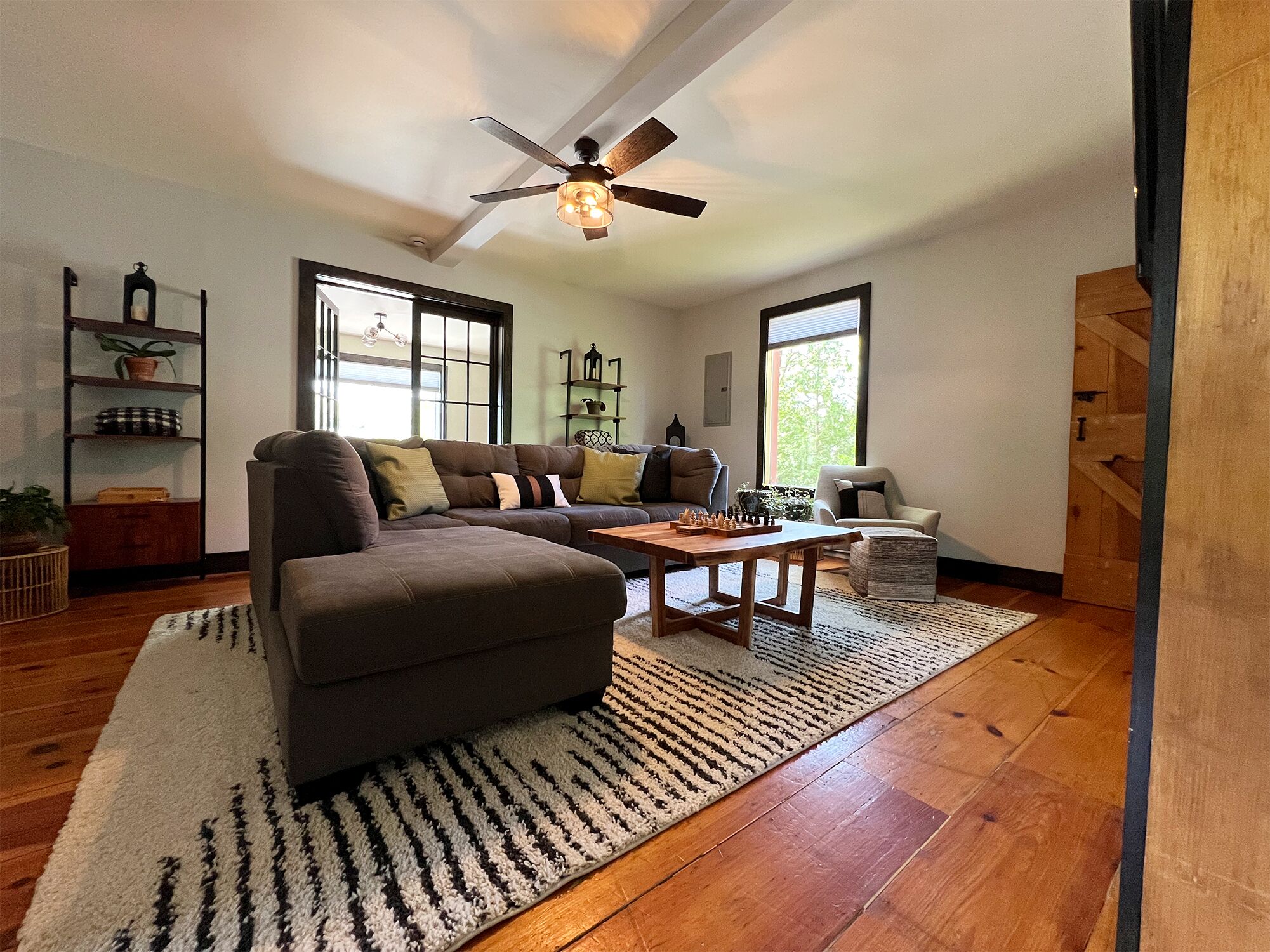 Whiteface Mt View • Private Spacious Rustic Apt • Walk to Main St 10 min