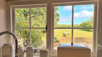 Cottage, Beberapa Tempat Tidur | Pemandangan dari properti