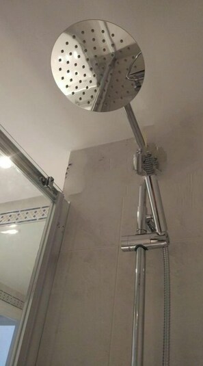 Hair dryer, towels, soap, shampoo - Apartment in Cambrils, well located (Cambrils)