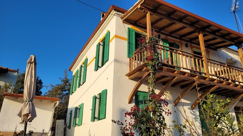 Charmantes, Denkmalgeschütztes Haus in Traumhafter Lage mit Meerblick