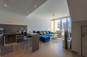 公寓 | 私人厨房 | 冰箱、烤箱、炉灶、电热水壶