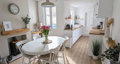 Stunning Victorian Terrace in the Golden Triangle