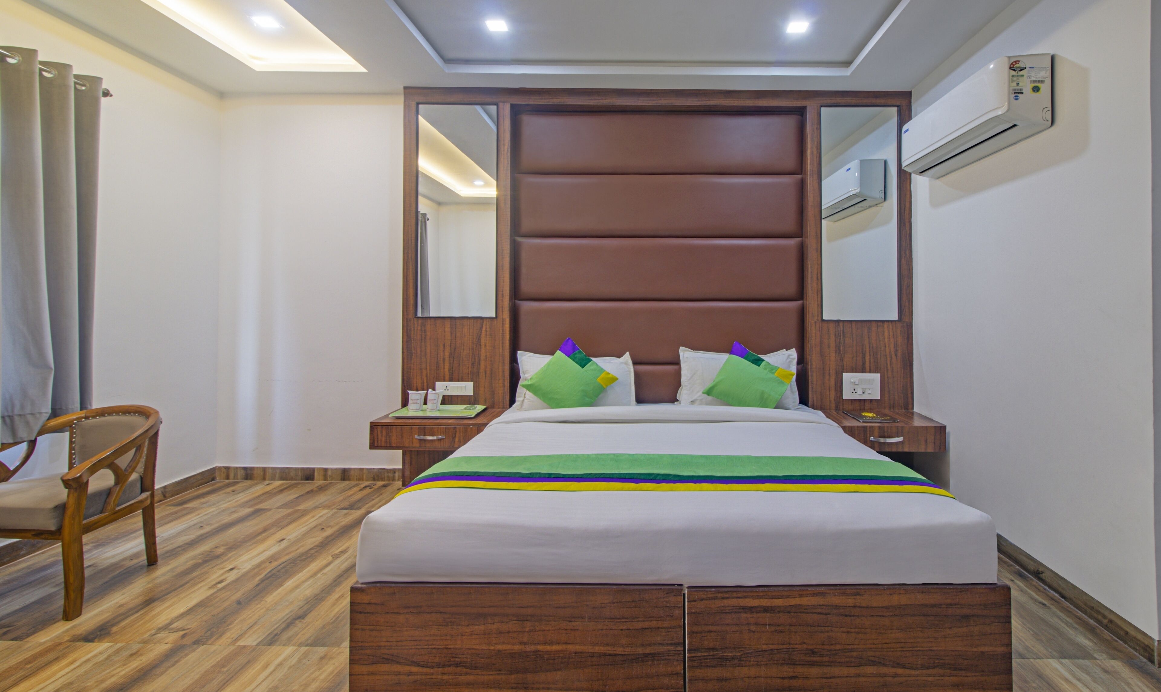 Photo - Treebo The Empire Near Taj Mahal Agra