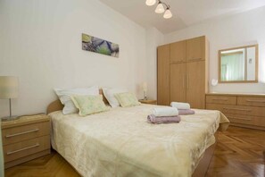 2 bedrooms, free WiFi, bed sheets, wheelchair access