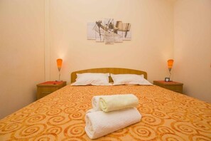 1 bedroom, free WiFi, bed sheets