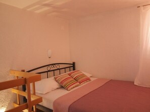 1 camera, Wi-Fi gratuito, lenzuola