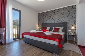 1 quarto, cofres nos quartos, Wi-Fi de cortesia, roupa de cama