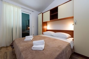 2 chambres, Wi-Fi gratuit, draps fournis