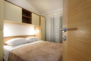 2 Schlafzimmer, kostenloses WLAN, Bettwäsche, Rollstuhlgeeignet