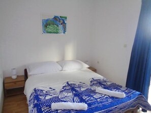 2 bedrooms, free WiFi, bed sheets, wheelchair access