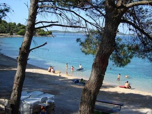 Beach - Apartment in Drage with Balcony, Air condition, WIFI (5144-5) (Drage)