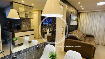 Deluxe Apartment | Interior