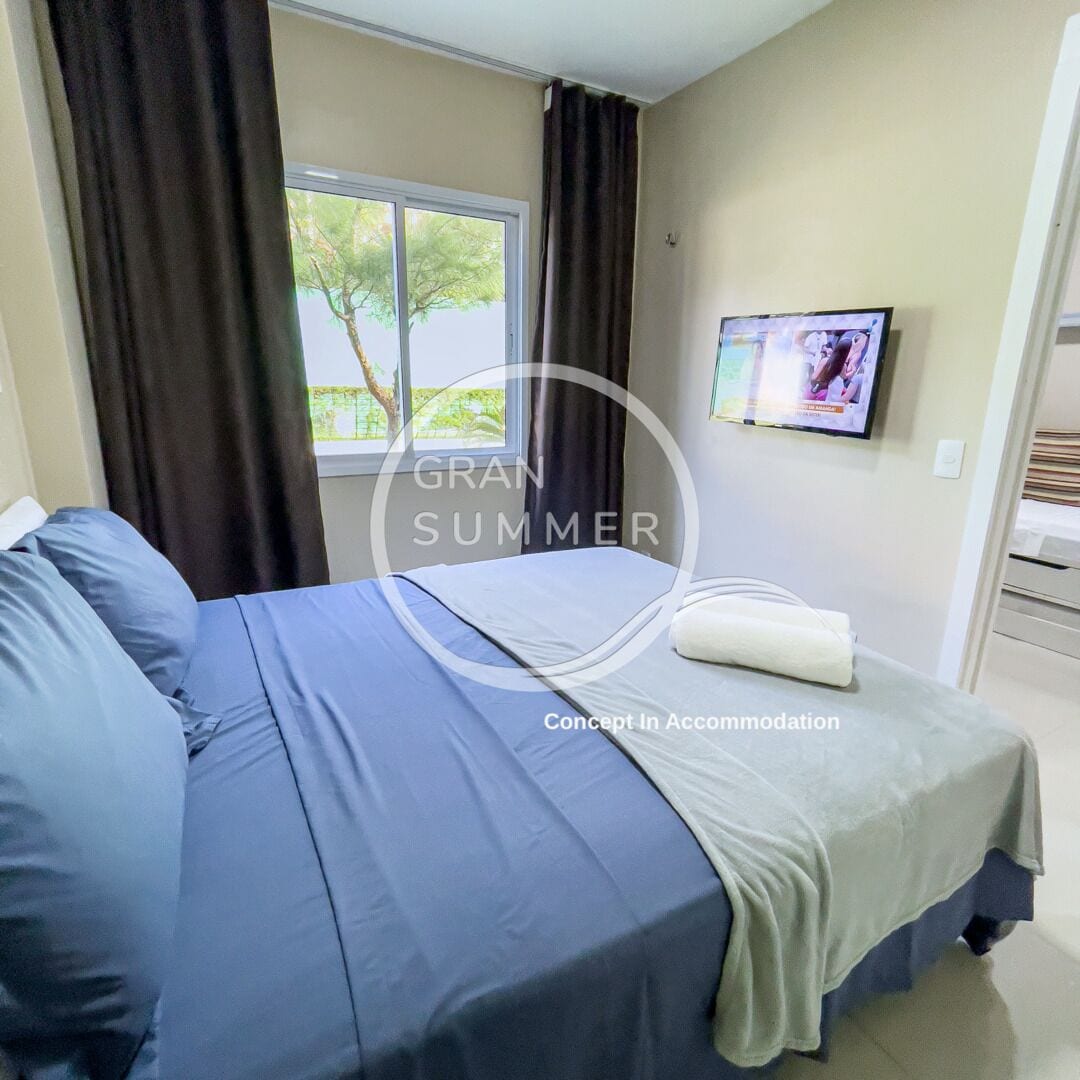 Standard Apartment | Egyptian cotton sheets, premium bedding, free WiFi