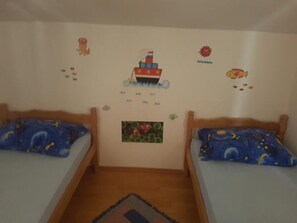 2 chambres, accès au Wi-Fi (inclus), literie fournie