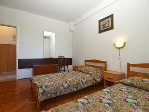 2 habitaciones, wifi gratis y ropa de cama