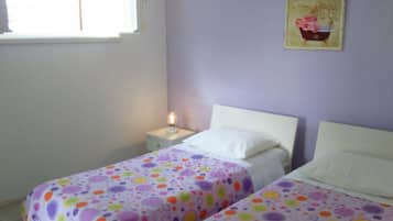 2 bedrooms, free WiFi, bed sheets, wheelchair access