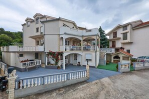 Exterior - Studio apartment in Mastrinka with Loggia, Air condition, WIFI, Washing machine (5159-1) (Mastrinka)