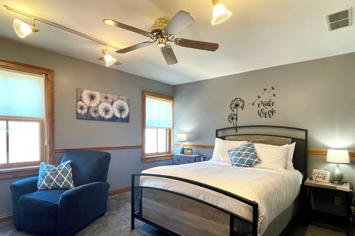 Basic Single Room | Premium bedding, individually decorated, blackout drapes