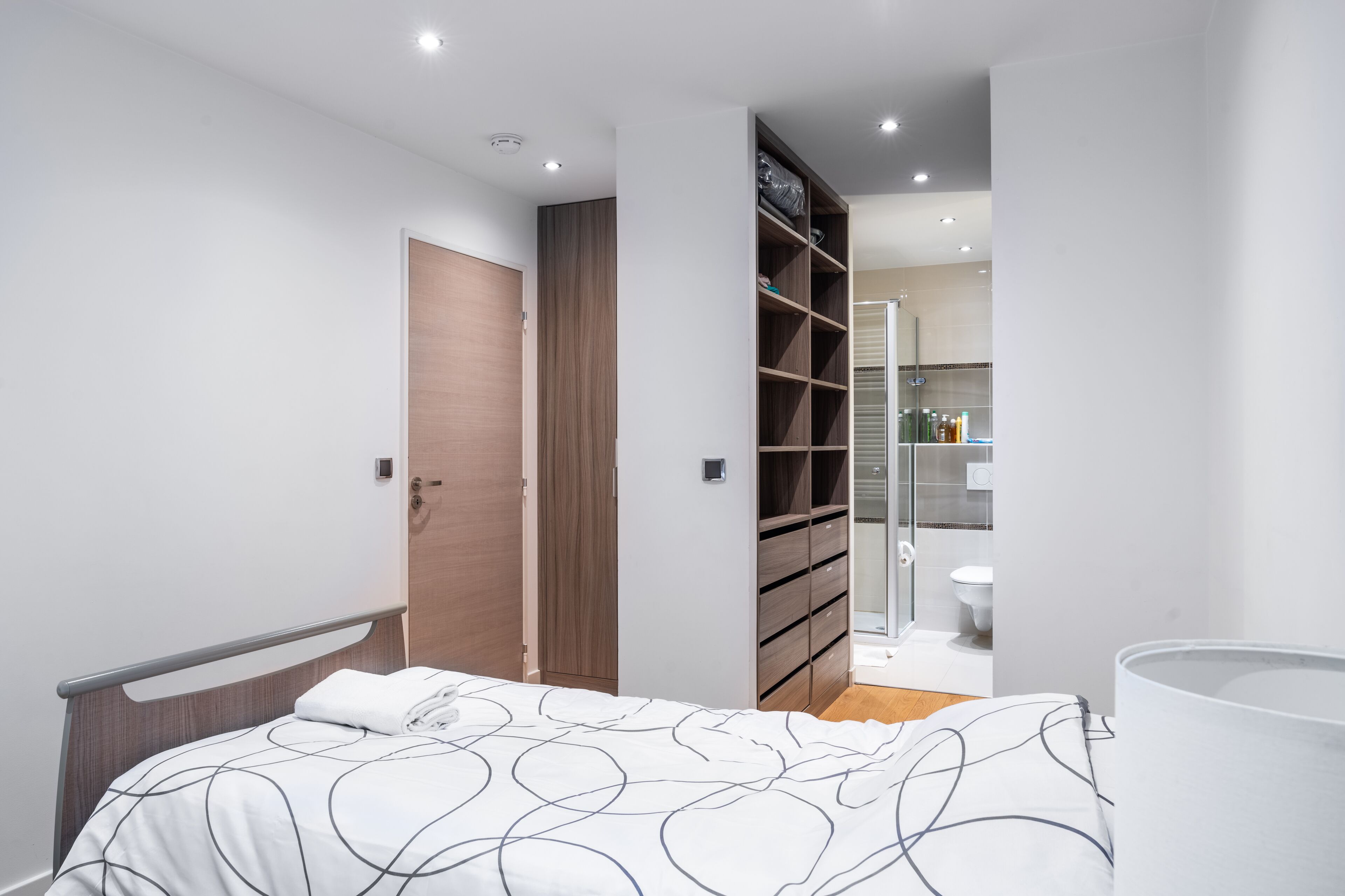 Convenient 2-bedroom apartment near subway