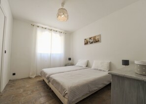 4 habitaciones, wifi y ropa de cama
