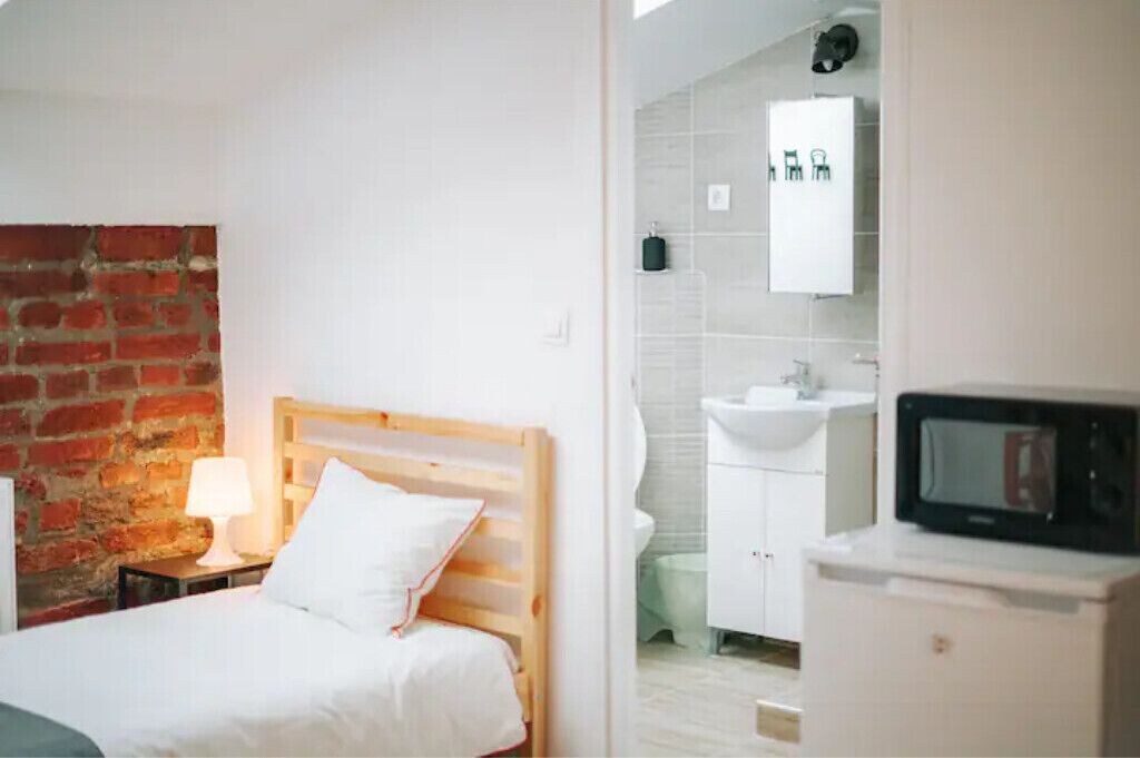 1 makuuhuone, vauvan matkasänky, Wi-Fi, vuodevaatteet