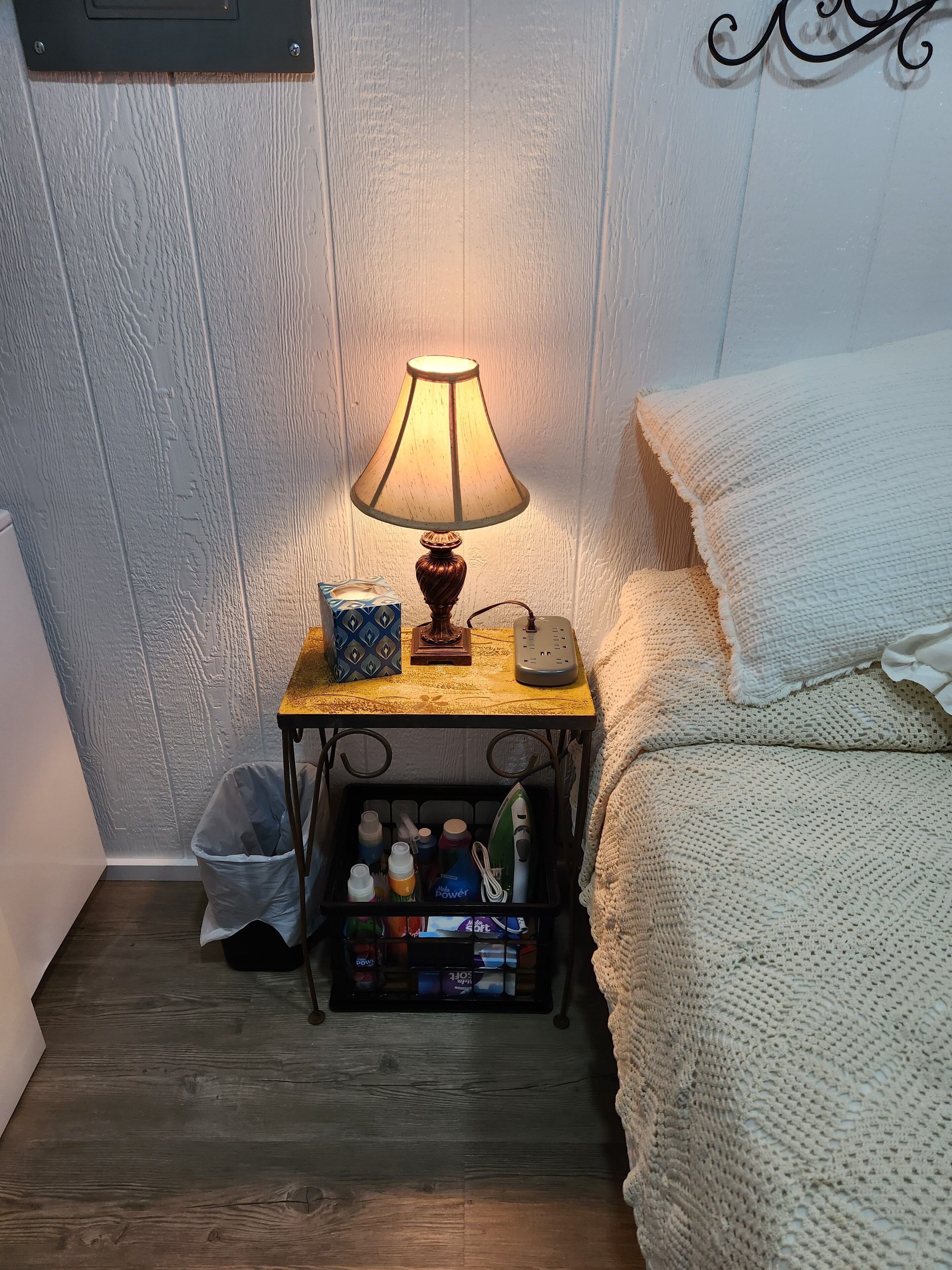 1 bedroom, iron/ironing board, bed sheets