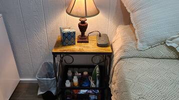 1 bedroom, iron/ironing board, bed sheets