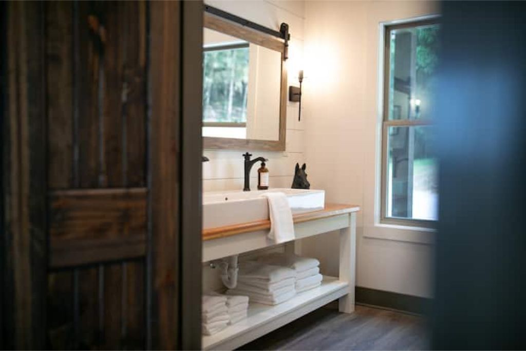 Cabin,Lake,Resort,Tuscaloosa (Pappy's Place)