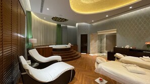 Spa - Luxurious 3BHK near Rishikesh by Planacation (Narendra Nagar)