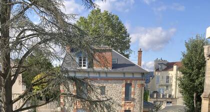 Quiet & safety flat, closed to Paris