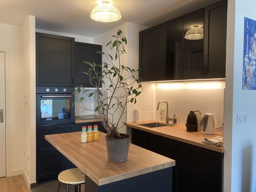 Quiet & safety flat, closed to Paris