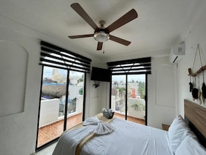 Panoramic Studio Suite, 1 Queen Bed | Down comforters, individually decorated, individually furnished - MAYAB Playa - 5Th. Ave (Playa del Carmen)