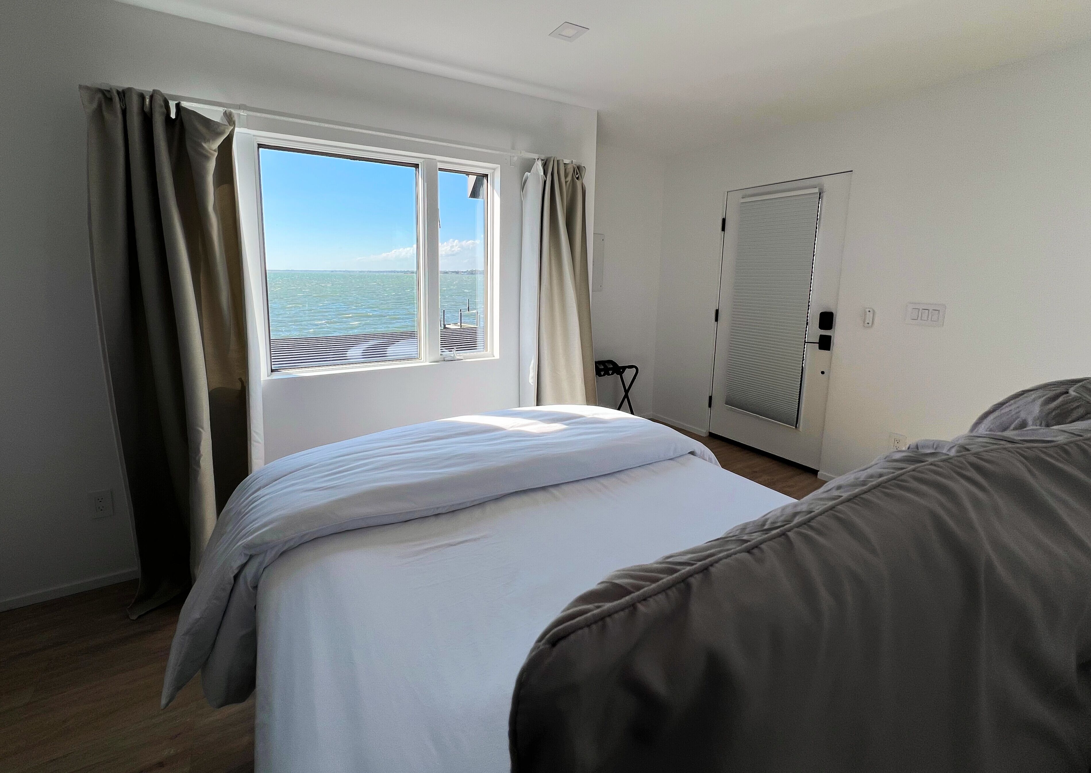 5 makuuhuonetta, silitysrauta/-lauta, Wi-Fi, vuodevaatteet