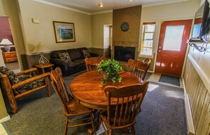 Lejlighed - 2 soveværelser | Opholdsområde